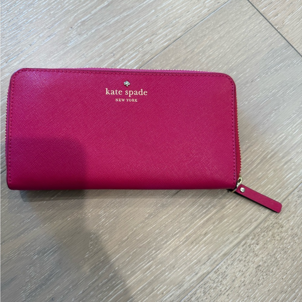 Kate Spade Fuchsia Zip Wallet